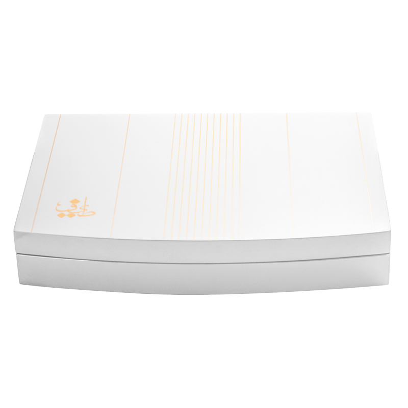 perfume white box - Taif Al Emarat